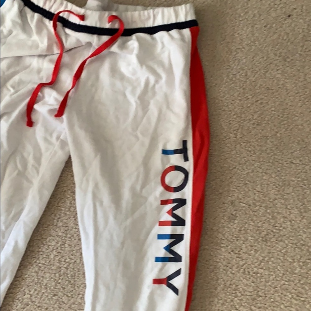 too small - Picture 2 of 3